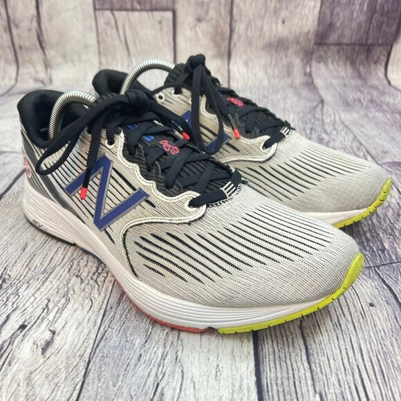 New Balance 890 v6 Women's Size‎ 9.5 White Athletic Running Gym Sneakers Shoes - Picture 2 of 11